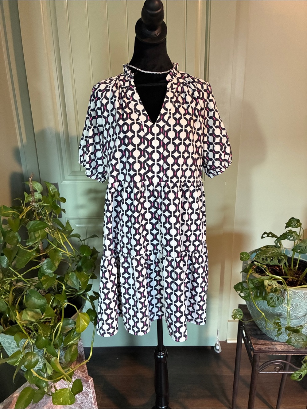 JODIFL Black & White Geometric Midi Dress